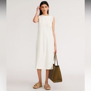 Everlane the weekend tank dress
Size small